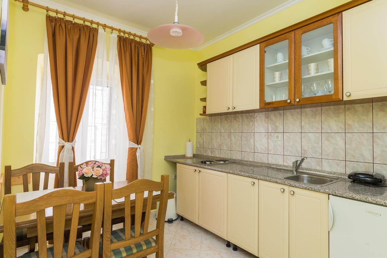 סקארדין Apartments Niko מראה חיצוני תמונה