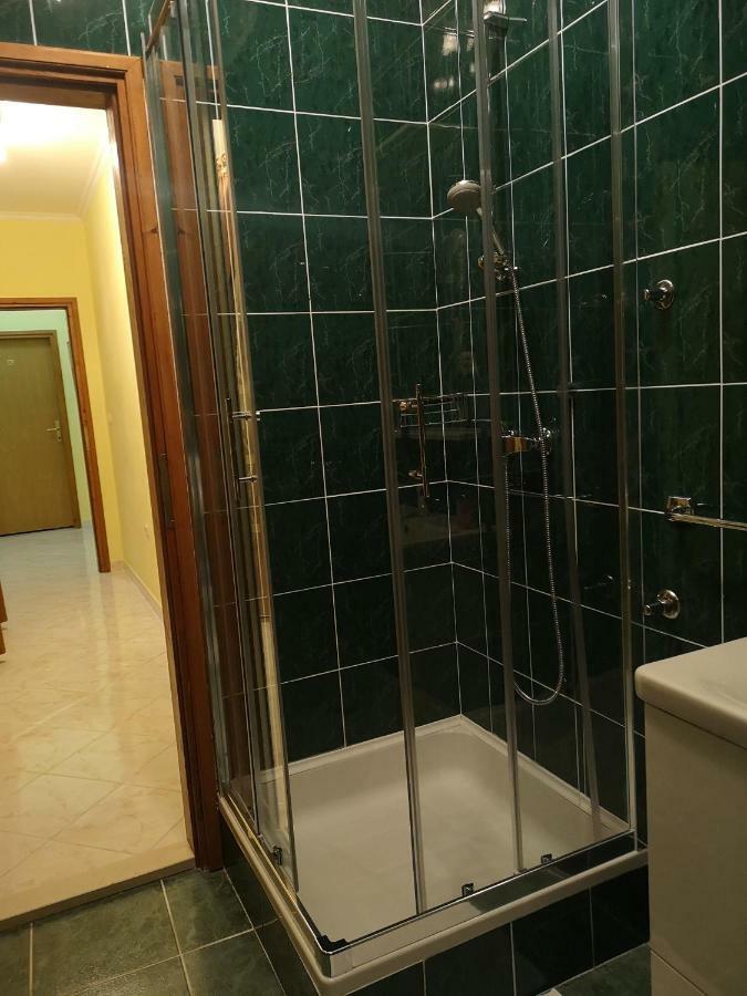 סקארדין Apartments Niko מראה חיצוני תמונה